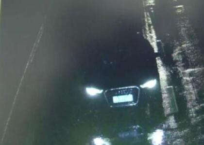 奇葩！西安男子1副假車牌套7輛車，竟是為了省停車費(fèi)！
